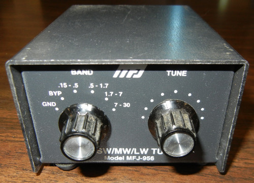 Nice MFJ-956 SW/MW/LW Ham Radio Receive Antenna Tuner