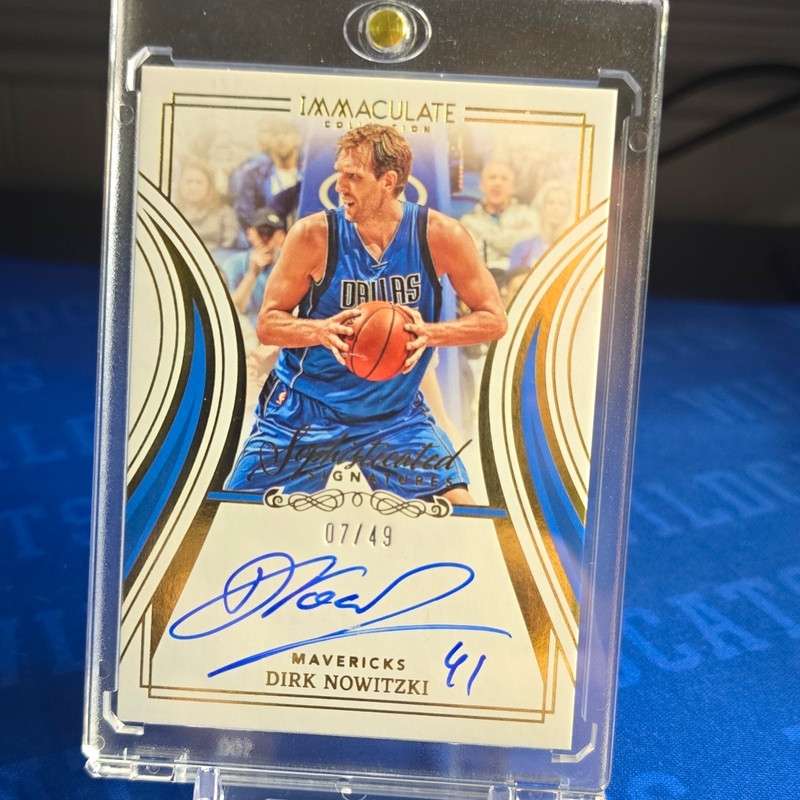 Panini 2022-23 Immaculate Sophisticated Signatures Auto Dirk Nowitzki /49
