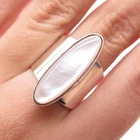 925 Sterling Silver Vintage Real MOP Modernist Ring Size 7