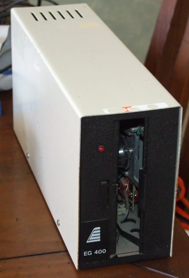 EACA EG-400 floppy disk drive for Genie, System 80, TRS-80 vintage computer - Image 2 of 4