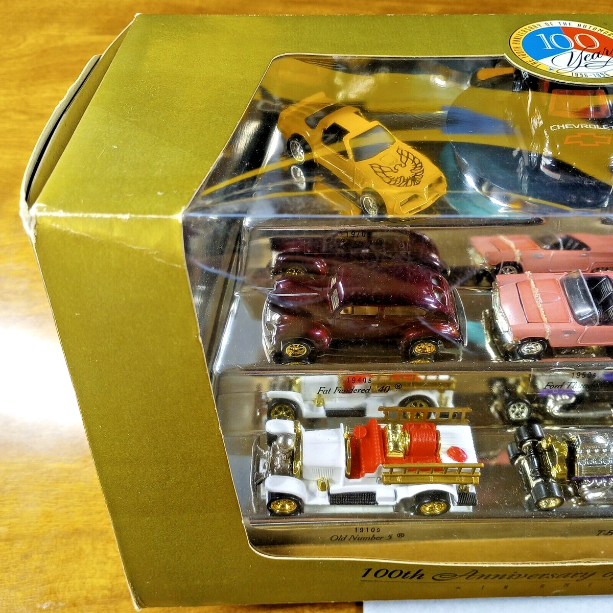 100台のHot Wheelsミニカーセット Amazon.co.jp: ホットウィール(Hot Wheels) ベーシックカー アソート