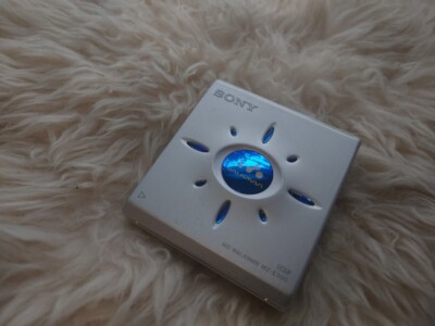 SONY MZ-E500 Silver Portable MiniDisc Player MD WALKMAN