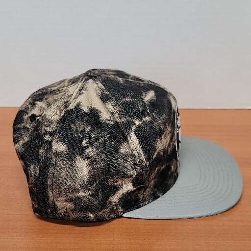 MITCHELL NESS BROOKLYN NETS MARBLE SNAPBACK HAT - image 2