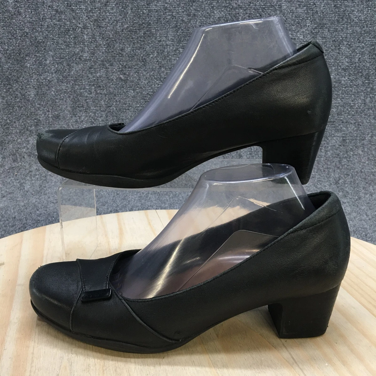 Clarks flight attendant shoes top