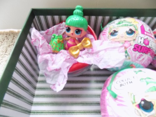 LOL Surprise Balls Holiday Surprise ! Lot of 11 NEW Unopened 12 inches Around, - Picture 3 of 6