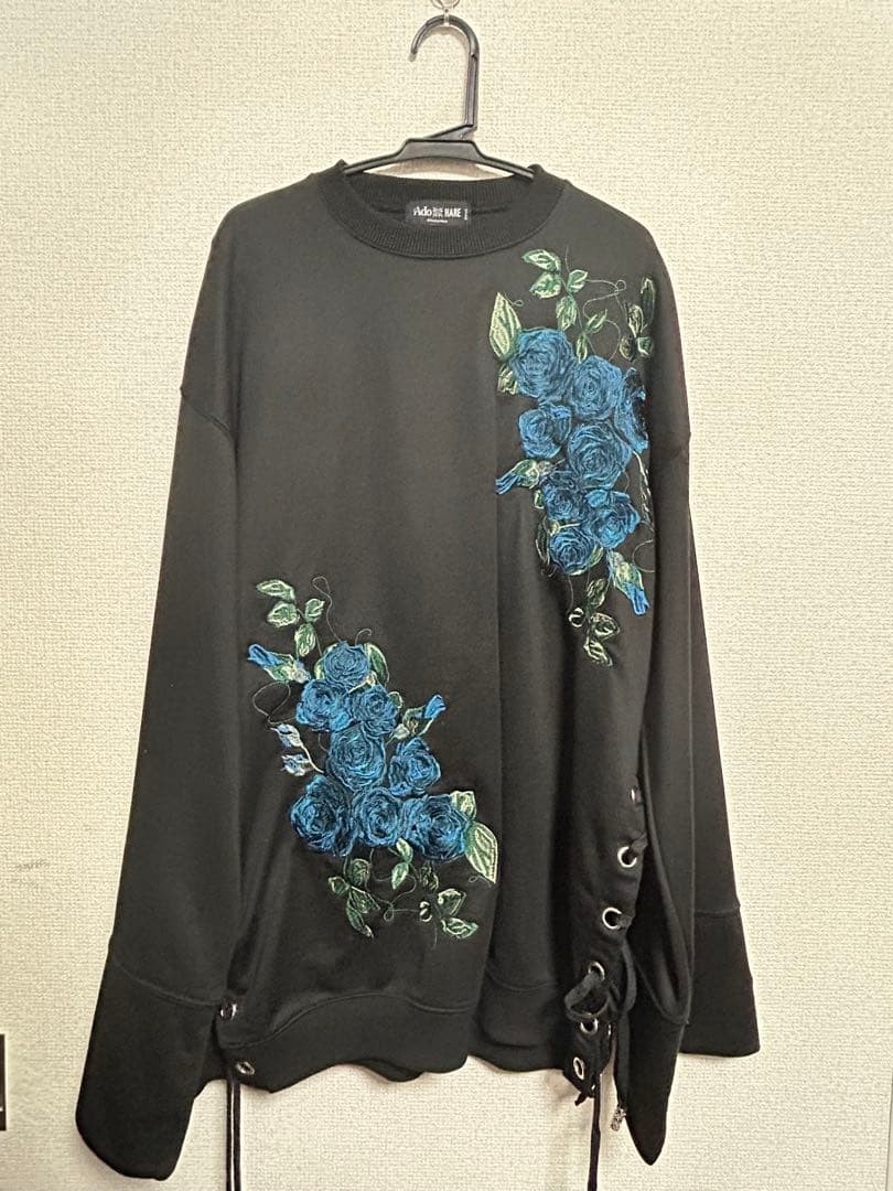 Ado x HARE Collab Side Lace-up Rose Embroidered Sweatshirts Black
