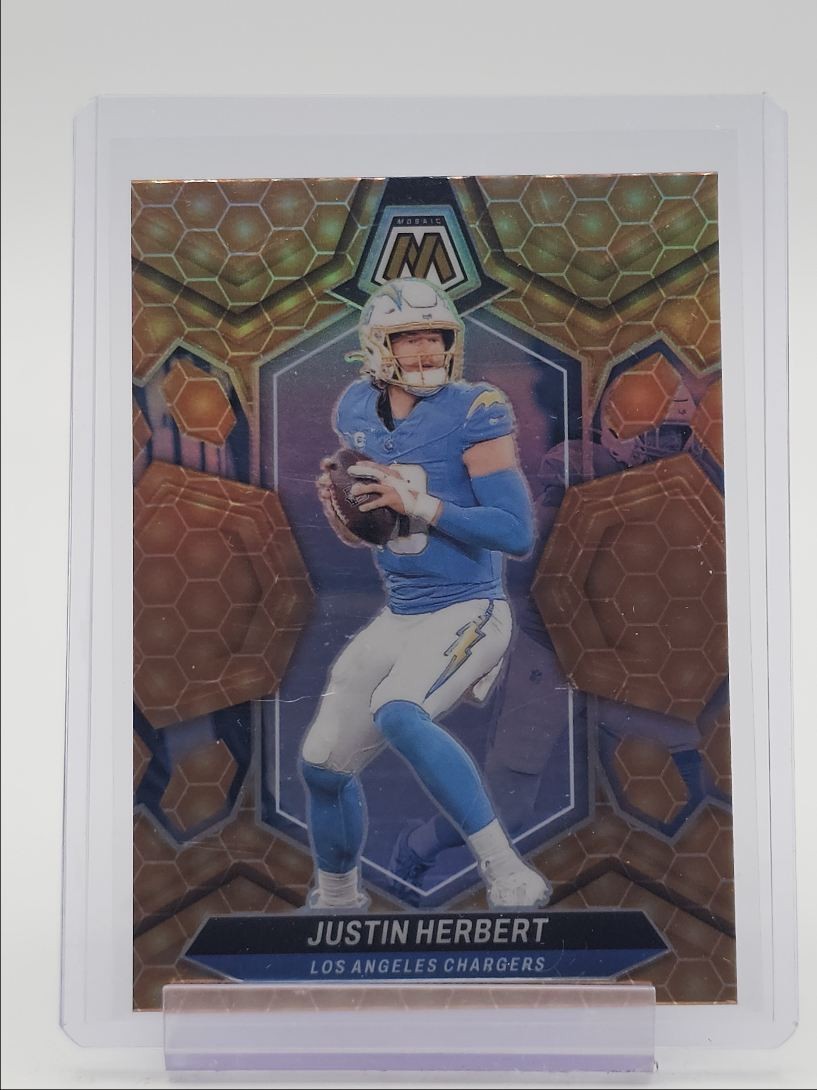 JUSTIN HERBERT 2024 MOSAIC HONEYCOMB PRIZM LA CHARGERS #120 SSP Q0537
