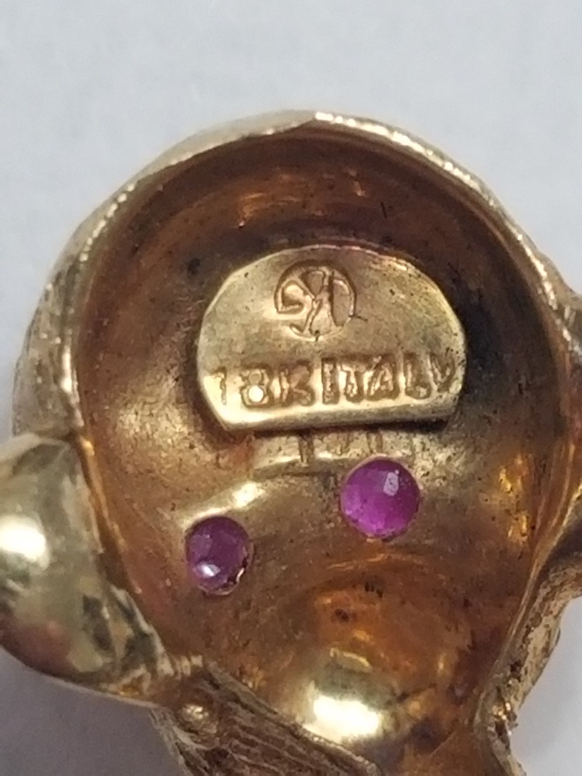 Solid 18k Yellow Gold Monkey Pin With Ruby Eyes G… - image 3