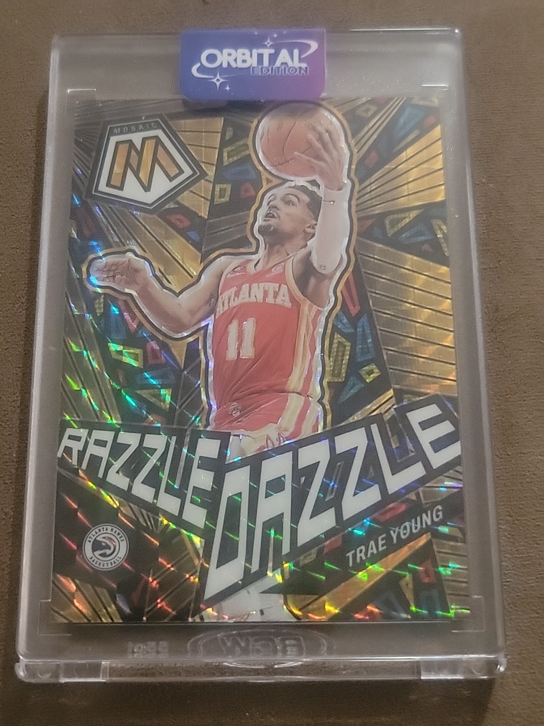 2022-23 Trae Young Mosaic Razzle Dazzle #10 SSP