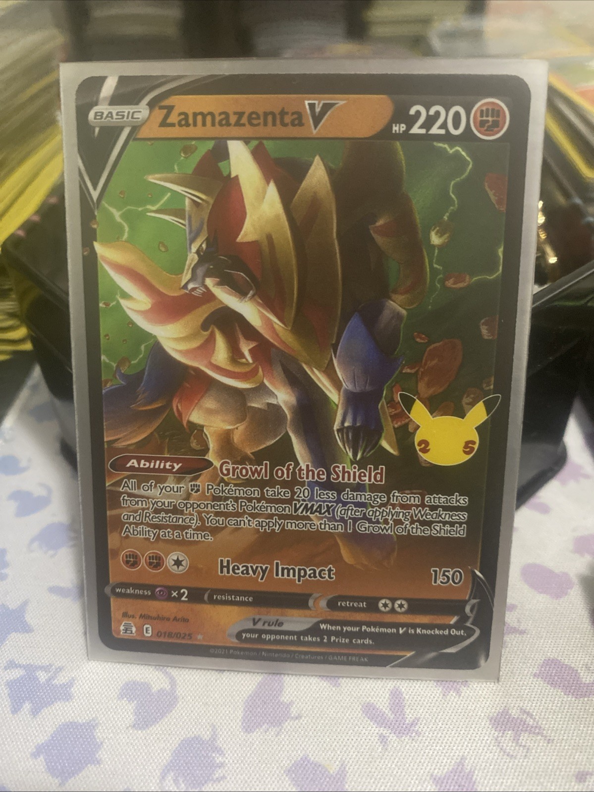 Zamazenta V 18/25 Ultra Rare Celebrations Pokémon TCG Near Mint