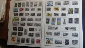 Stampsweis Papua collection on Harris pages est 228 Stamps -'93