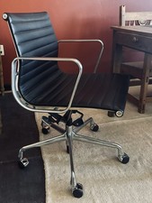 Herman Miller - Eames Aluminum Group Task Chair - Excellent Condition
