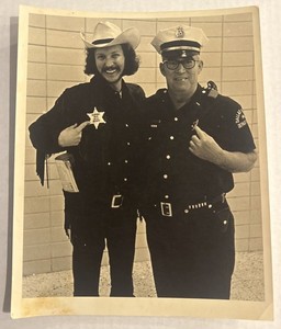 Vintage 1968 Photo With Dallas Police Department Sheriff And Local 8”x10”