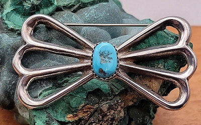 Santa Domingo pin  Turquoise Baillon Sterling Silver bow brooch sandcast
