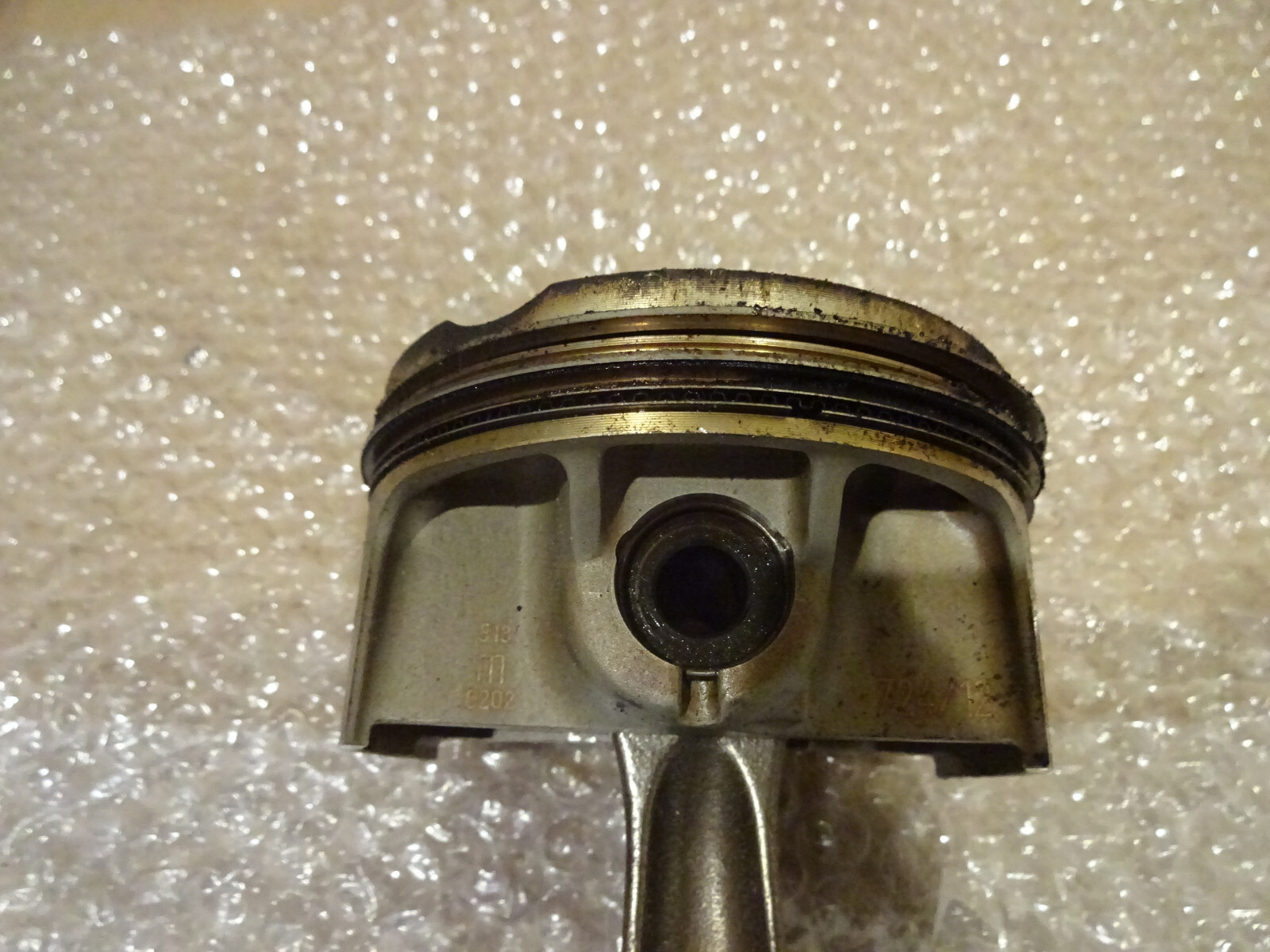 Maserati 4200, Quattroporte-RH Engine Piston & Con Rod Cyl# 2 -P/N 198410-192402