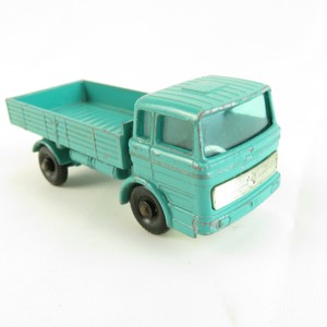 matchbox mercedes truck