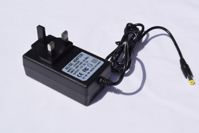 15 V AC/DC Adapter (UK & Europa)