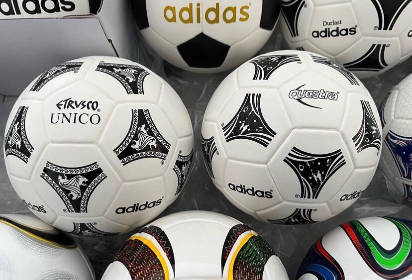 adidas 2002FIFAワールドカップレプリカモデル大、小２個セット Adidas FIFA World Cup 2002 Official Match Ball | eBay