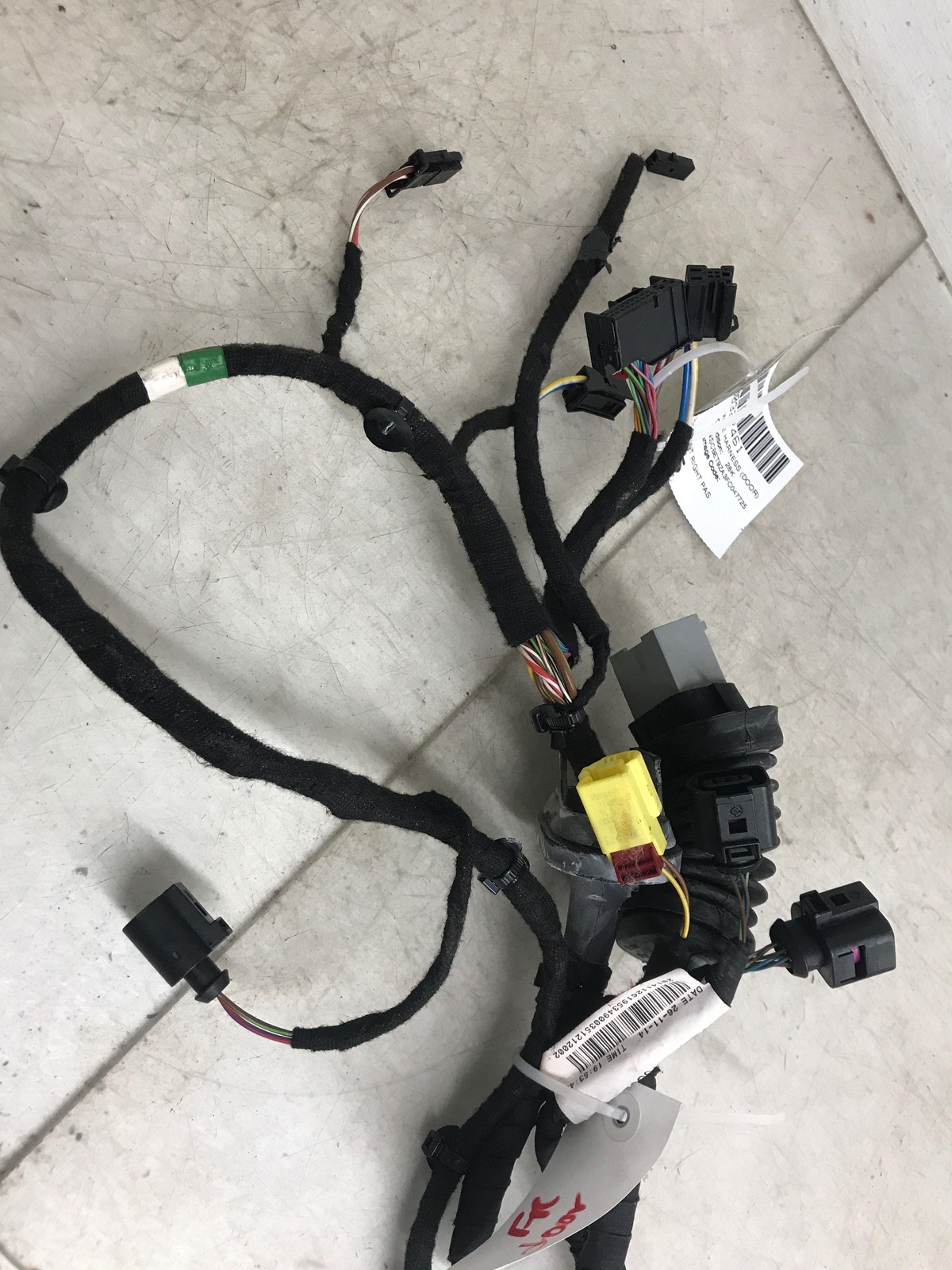 2013 - 2019 BENTLEY FLYING SPUR FRONT RIGHT DOOR WIRING HARNESS 4W1971121C OEM