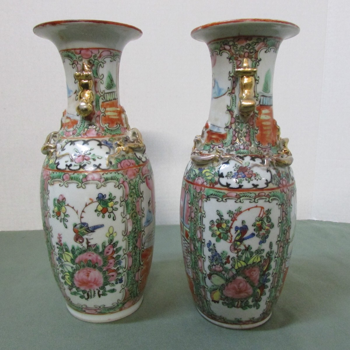 Antique 2 Pair of Chinese Rose Medallion Porcelain Vase