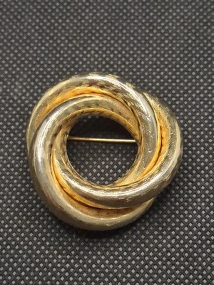 Ancienne Broche Christian Dior Germany 19 67 Dorée Forme Anneaux Superposé - Photo 1/4