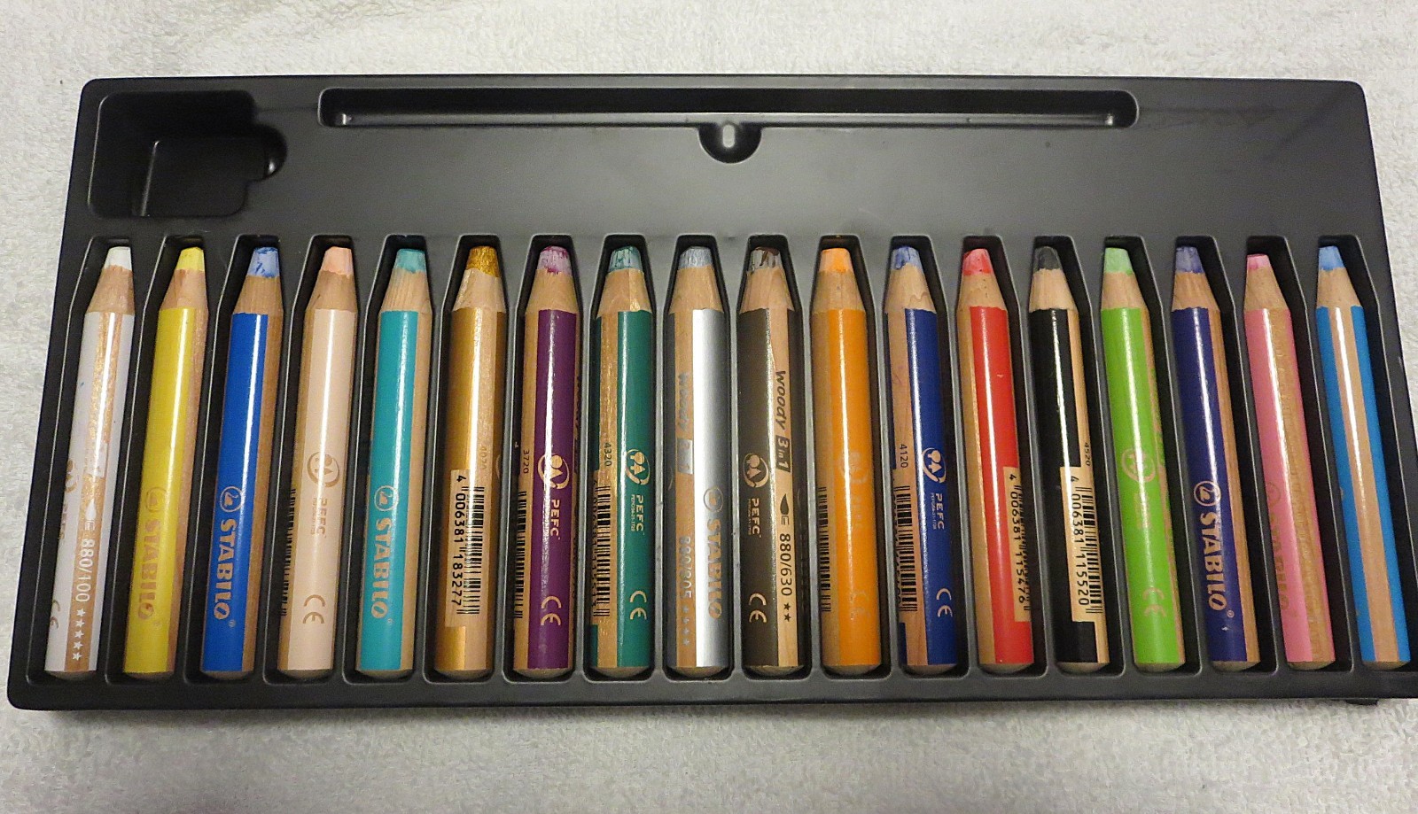 Set Of 18 Multi-talented New No Box - Pencils Only