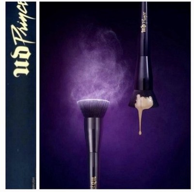 NIB Urban Decay Prince Multitasker Face Body Brush Full Size Foundation Bronzer