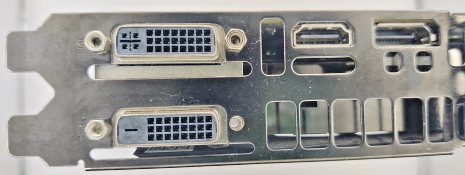 EVGA 04G-P4-3988-KR GeForce GTX 980 4GB ACX 2.0 Graphics Card - Image 4 of 4