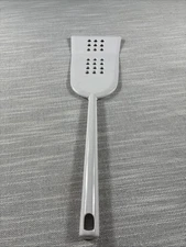 EKCO Slotted Holes Spatula Turner Flipper Melamine White 13.5”