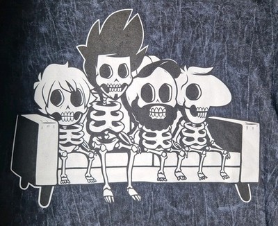 Oney Plays Boney Couch Shirt Größe M Colortone Shark Robot