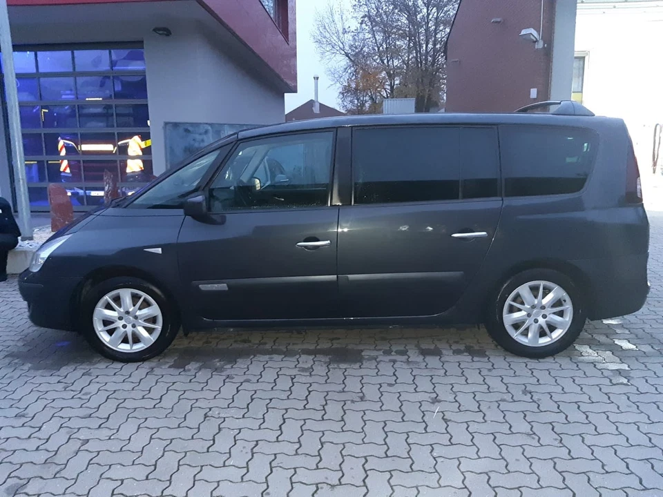 Renault Grand Espace BJ 2010 - Bild 2 von 4