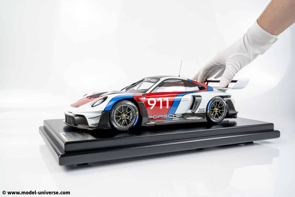 Spark - 1:12 Porsche 911 (992) GT3 R Rennsport No.911 - Limited Edition Resin... - Image 2 of 4