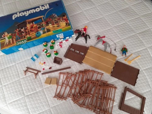 playmobil 3855 Horse set Good shape missing pieces Vintage 1996