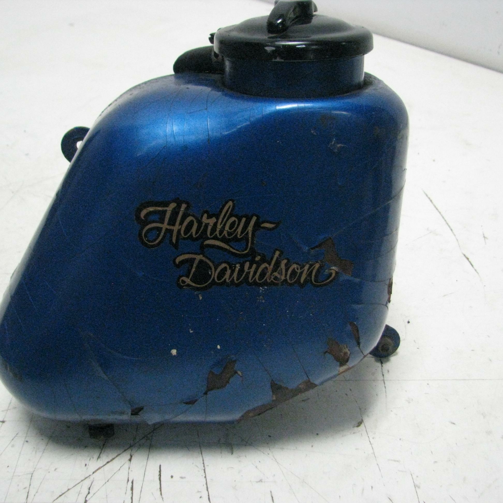 6778 HARLEYDAVIDSON IRONHEAD SPORTSTER OIL TANK RESERVOIR 6250767A
