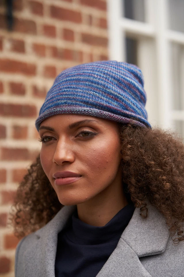 Malabrigo ::Pattern Book #20:: Mechita & Sock Modern Accessory Style 16 patterns - Image 4 of 4