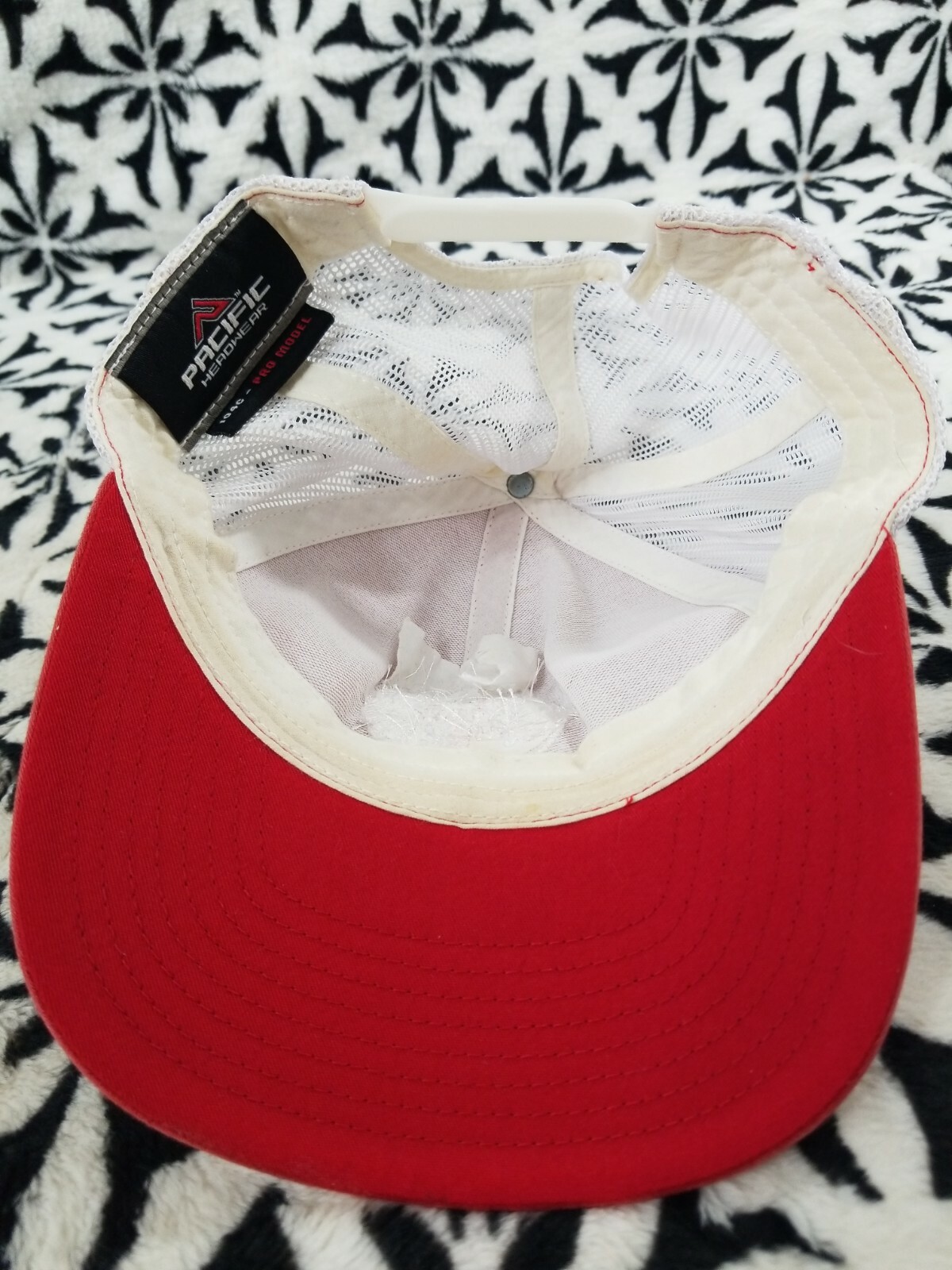 Lone Star Classic Houston Hat Cap Snapback Red Embroidered White Logo