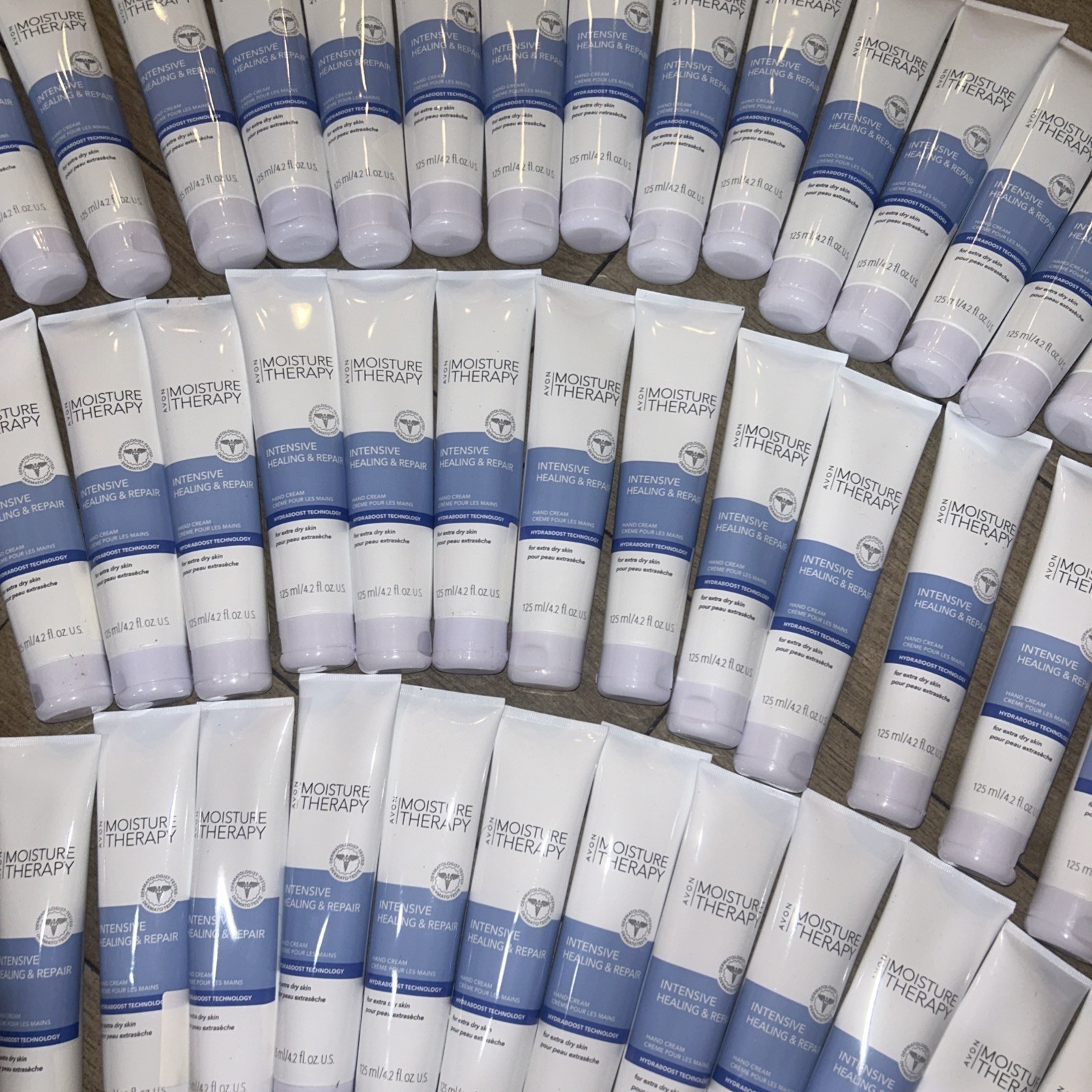 12 X  AVON MOISTURE THERAPY HAND CREAM INTENSIVE HEALING & REPAIR