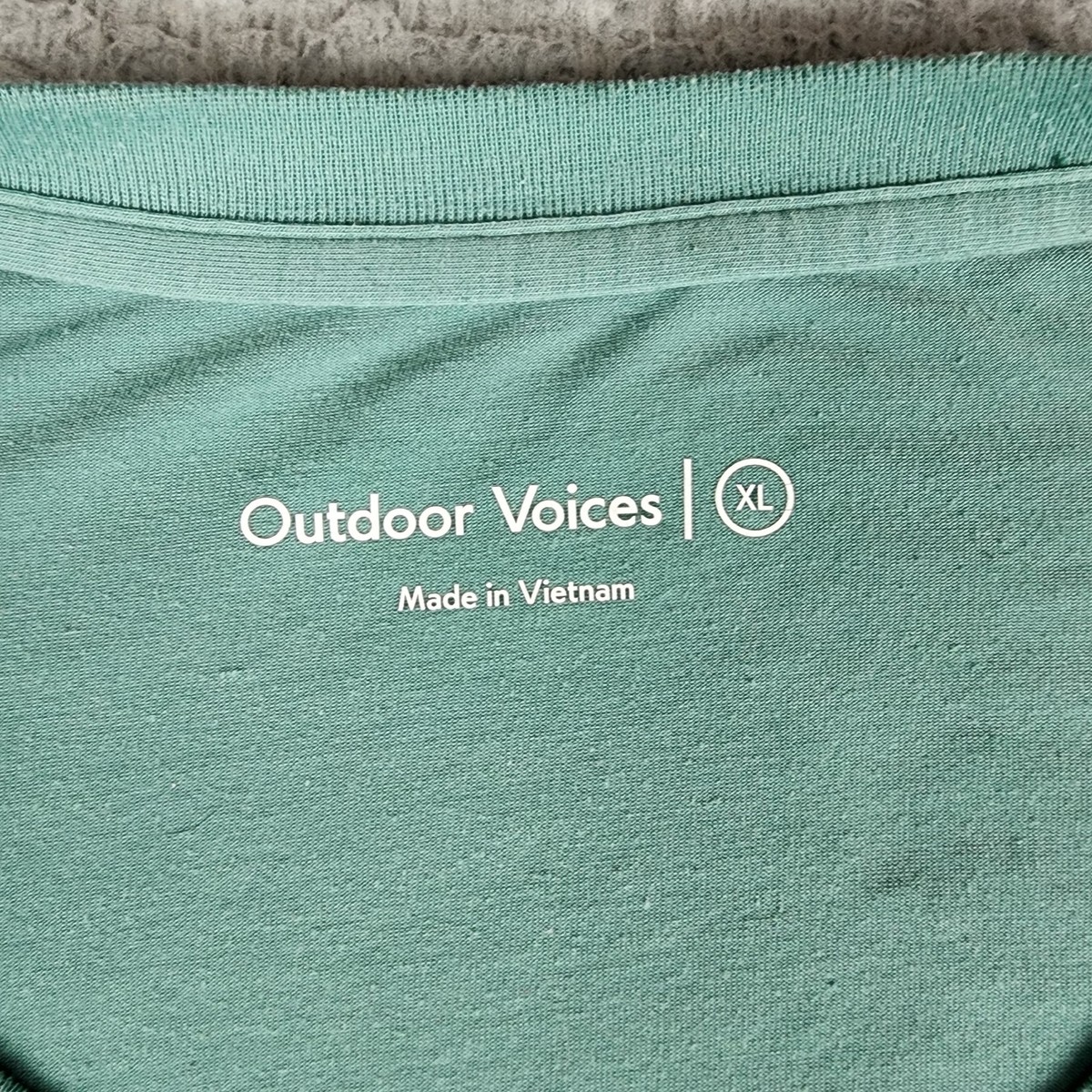 Outdoor Voices Shirt Mens Extra Large Green Gym Workout Running Outdoor View 2