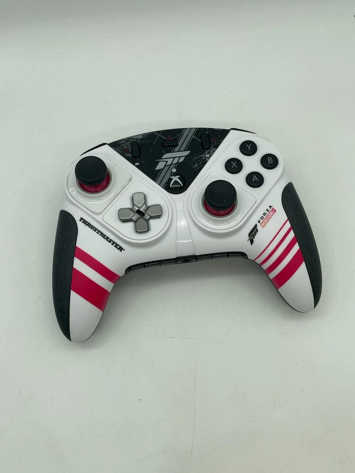 Thrustmaster ESWAP XR Pro Controller Forza Edition Modular Wired Gamepad - Image 3 of 4