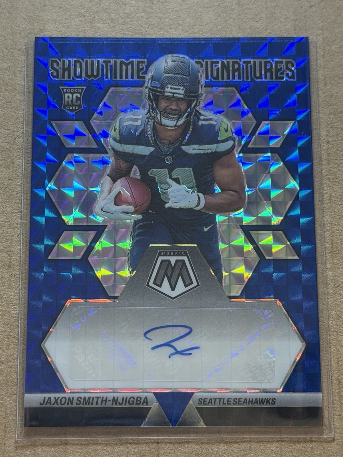 JAXON SMITH-NJIGBA 2023 Mosaic Showtime Signatures Auto Rookie Blue Prizm /75