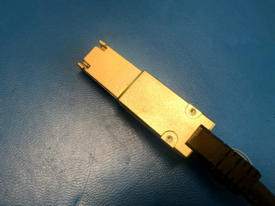 Hitachi 3276137-A ENC 1m Model K1BS External Mini SAS SFF-8088 to SFF-8088 - Image 3 of 4