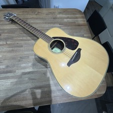 Yamaha FG830 Natural Acoustic Guitar Solid Spruce + Stand & Capo - See Details