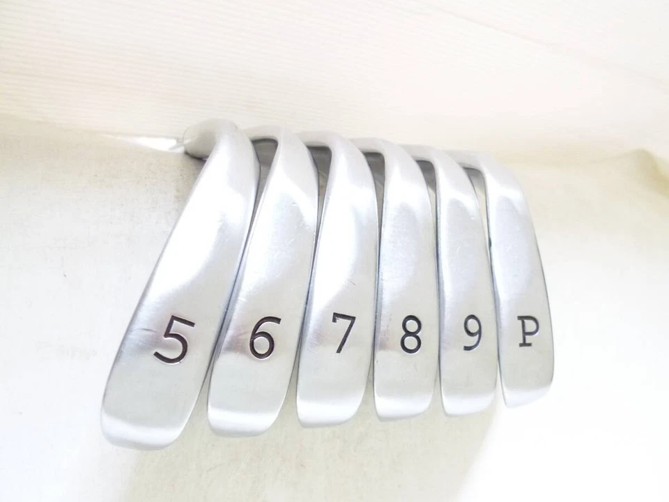 Miura CB-3003 Forged Iron Set 6pcs 5-PW Fujikura Rombax Flex S - Image 4 of 4