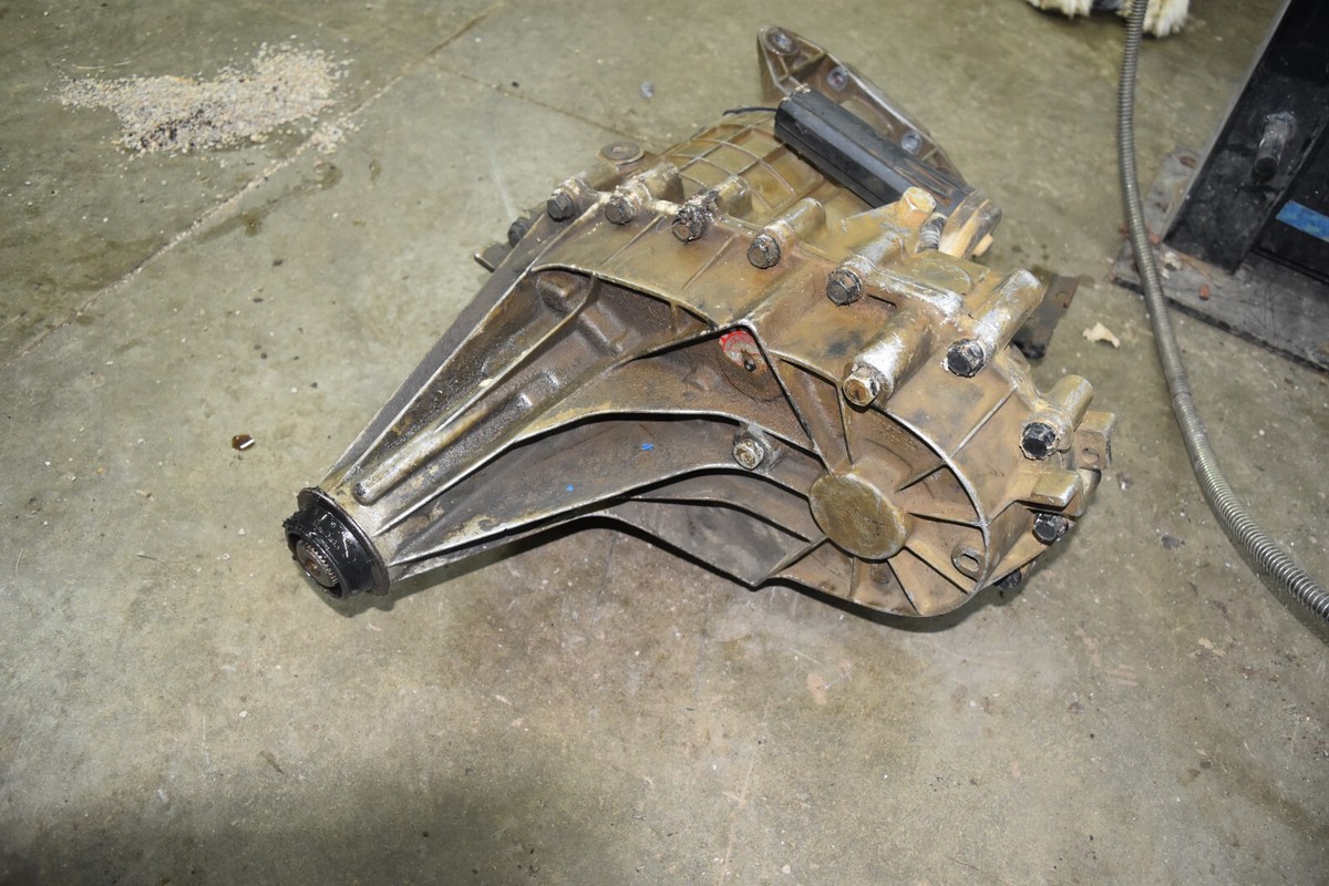 1999 2002 Chevy Silverado 1500 Transfer Case Electric Shift 1999 2002 Chevy Silverado 1500 Transfer Case Electric Shift