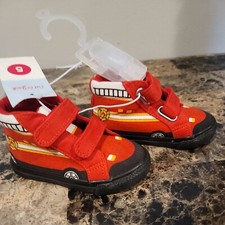 Cat Jack Toddler Boys Firetruck Raymond red Apparel Sneakers SIZE 5
