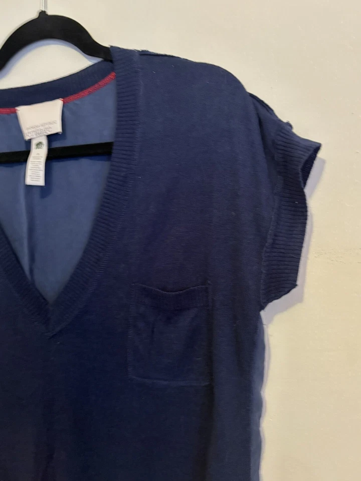 BANANA REPUBLIC Women's Navy Blue V-Neck Silk Blouse Shirt Small Top W Pocket - Image 3 of 4