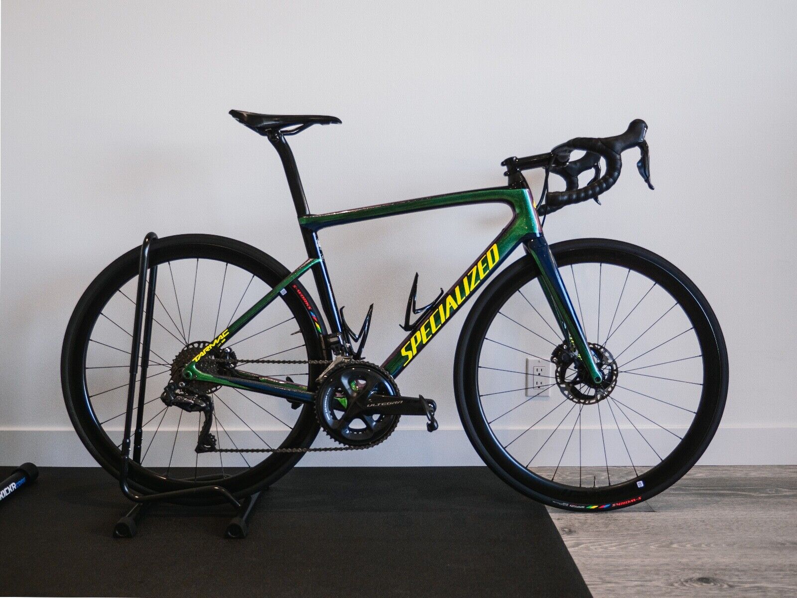 Specialized Tarmac SL6 Disc Expert 54 cm Ultegra Di2 Road Bike