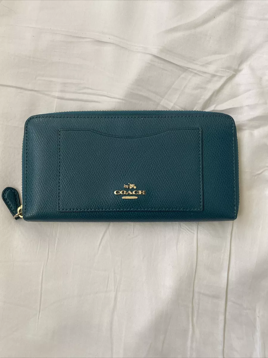 NWOT Coach F54007 Crossgrain Accordion Zip Around Leather Wallet