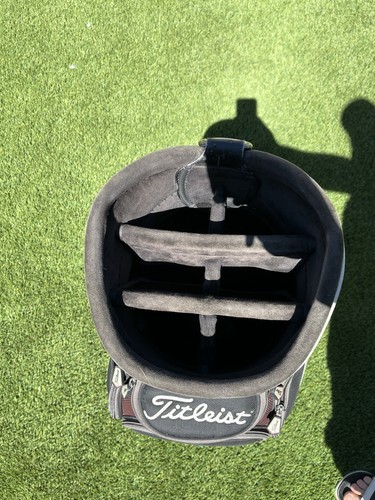 Titleist Professional Staff Bag 6-Way-Top Tour Issue Bag Pebble Beach - Picture 7 of 7