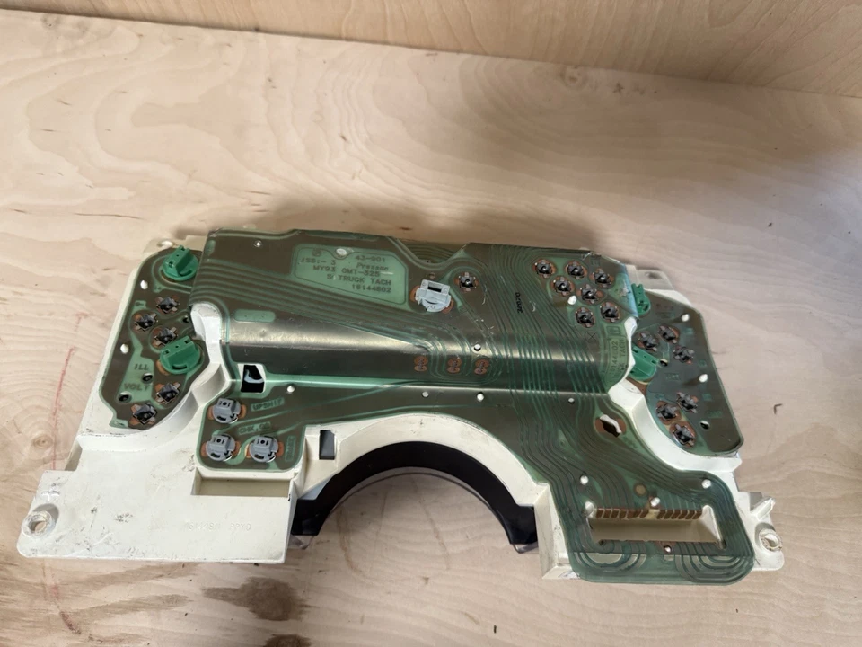 Cuadro de instrumentos velocímetro Chevy S10 Blazer 1995 1996 1997 Foto 2 de 4